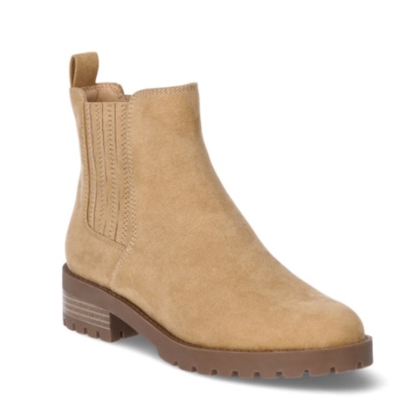 SALE, Time and Tru Women's Lug Chelsea Boots Size CAMEL - Picture 2 of 5